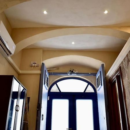 City Centre Pied-A-Terre Near Food Market And Walking Distance To Bus Terminus バレッタ エクステリア 写真